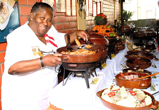 teresa-izquierdo-con-comida1